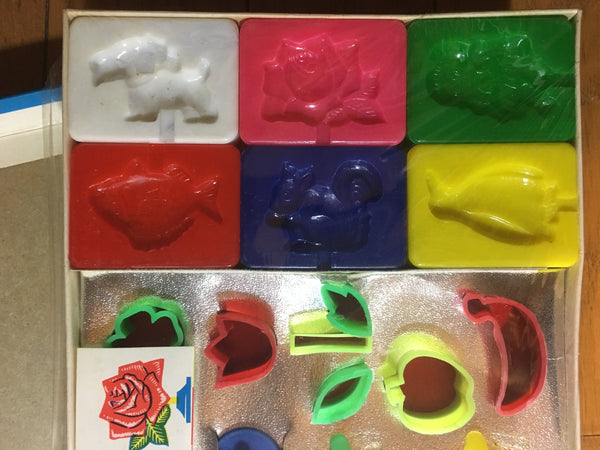 Vintage clay set