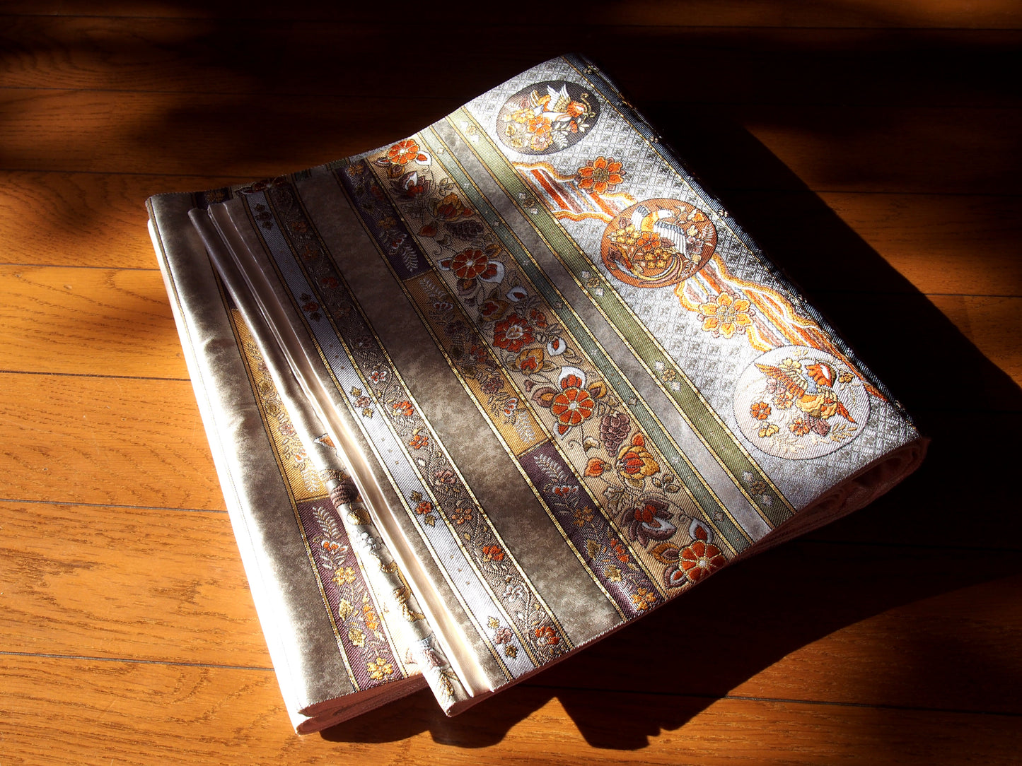 Fukuro Obi – brushed silver with mandarin ducks pattern