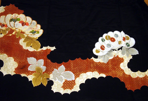 Kurotomesode- paulownia tree