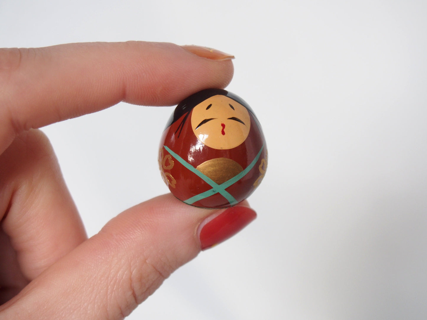 Kokeshi dolls - miniature elegant couple