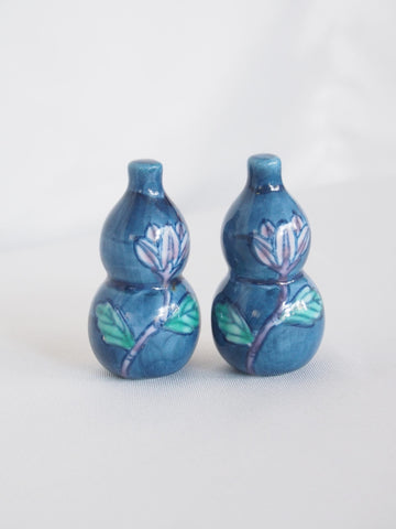 Gourd shaped ceramic hashioki - hand painted, set of 2