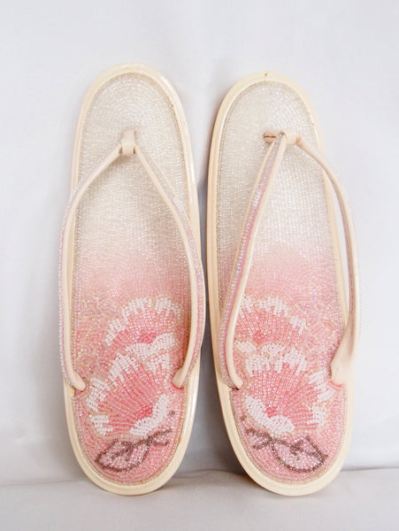 Unique vintage set - beaded zori and evening bag in light pink