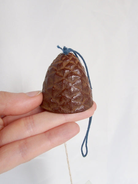 Cast iron wind chime (fuurin) - pine cone