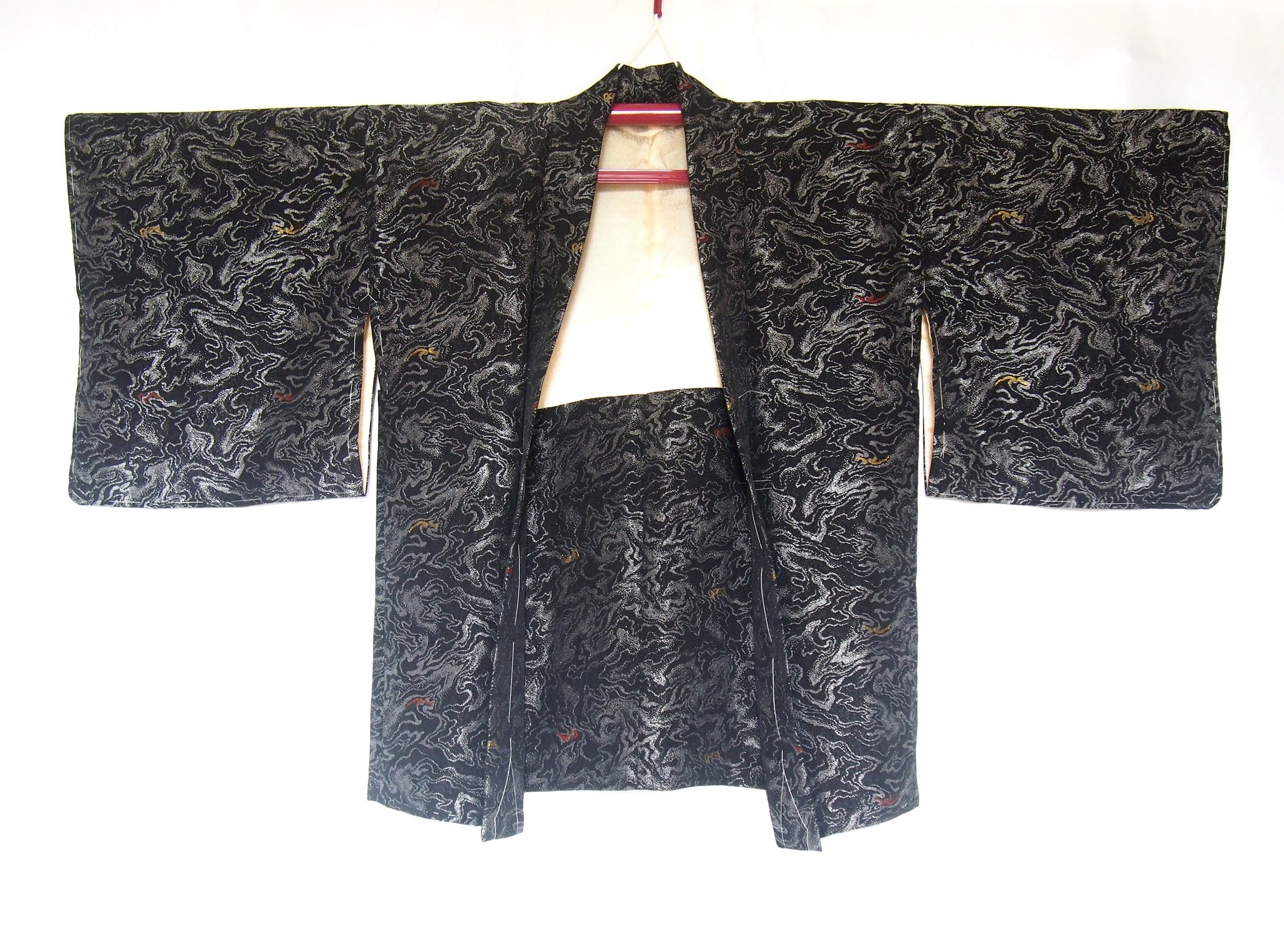 Festive Japanese kimono coat haori with a family crest - metallic smoke clouds