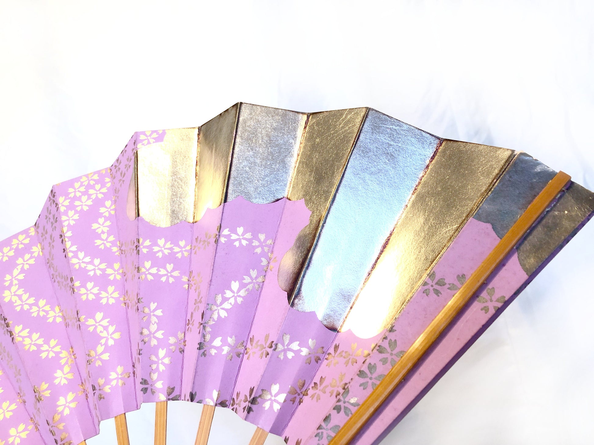 Foldable Japanese paper hand fan with color gradients - different colors available
