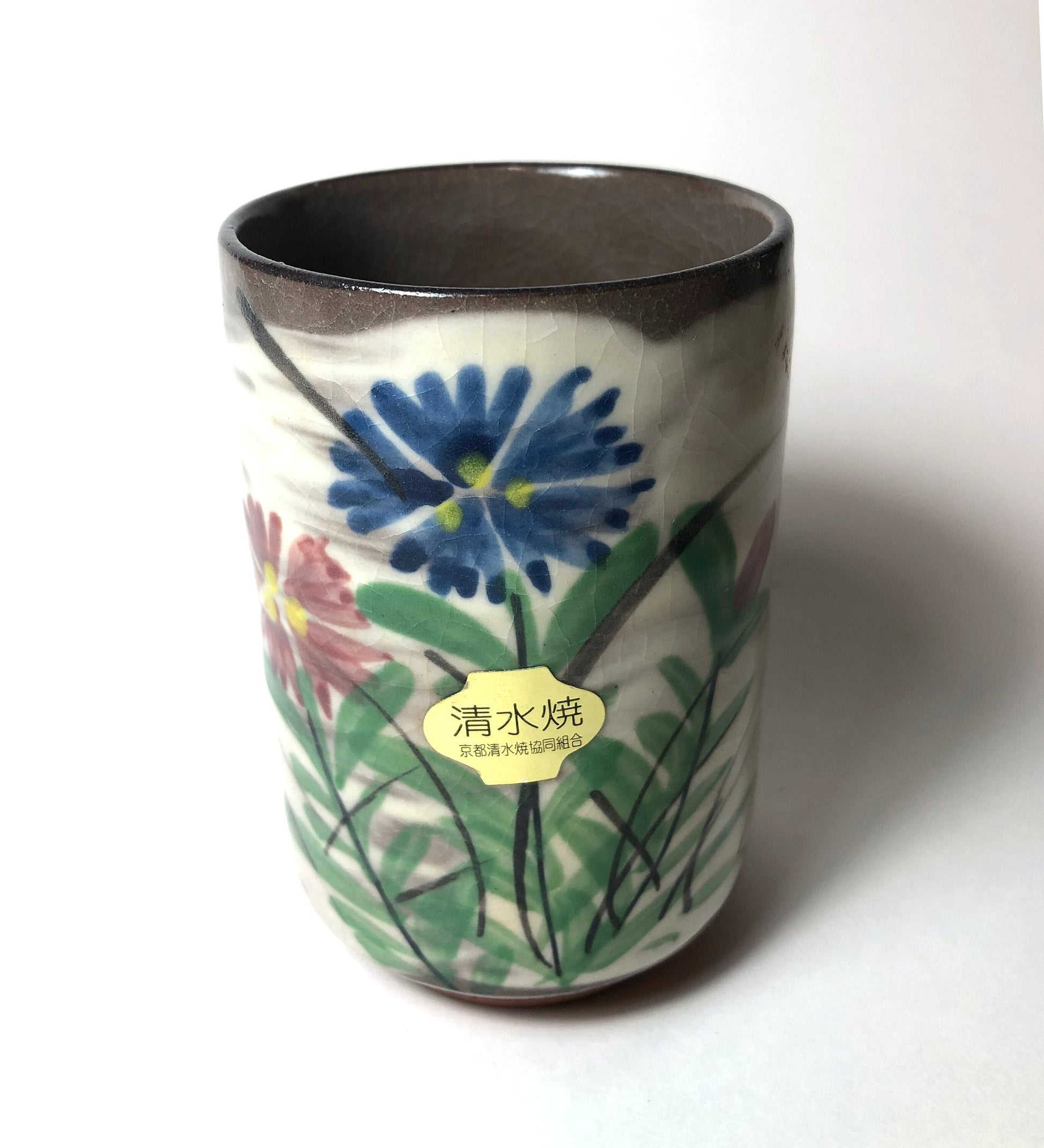 Japanese Kyomizuyaki tea cup - nadeshiko